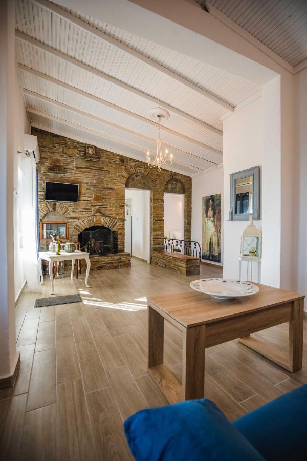 Our House 2 Luxury Suites Kavala Exterior foto