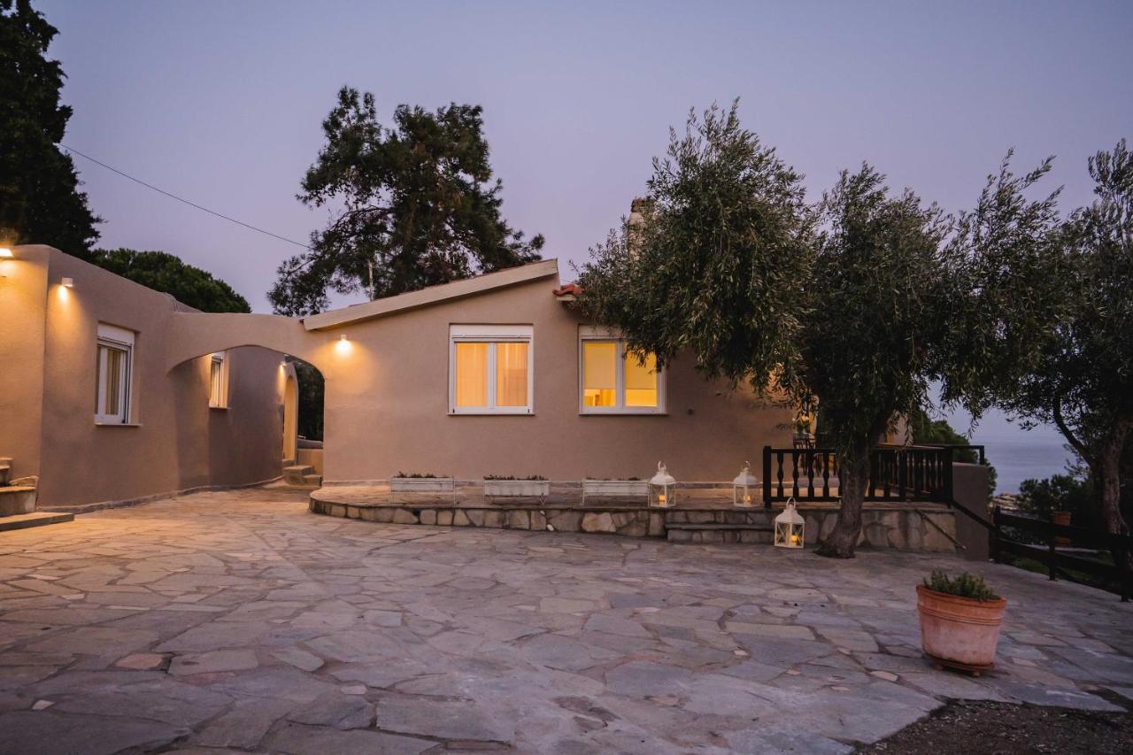 Our House 2 Luxury Suites Kavala Exterior foto